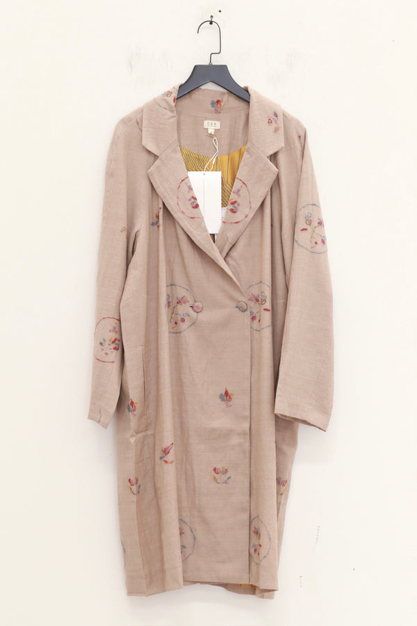 EKA Fall/Winter 2025 Double-breasted Jacket with Jacquard Pattern EKA-AWLT/25/06/SAVVY-BEIGE